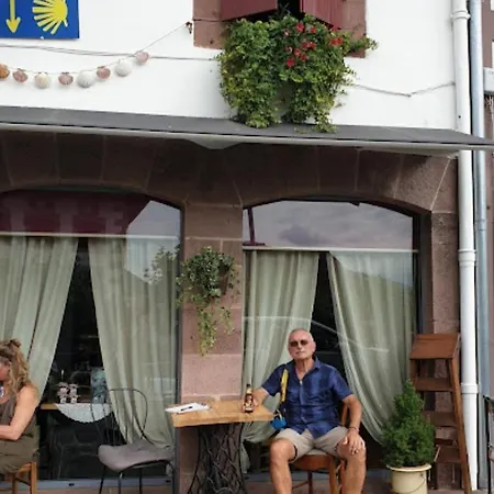 La E Bella Hostel
